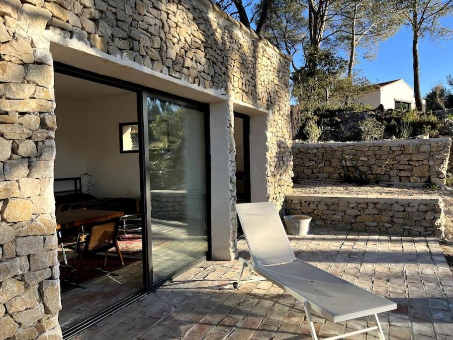 Au Cabanon Villa Pourrieres Dış mekan fotoğraf